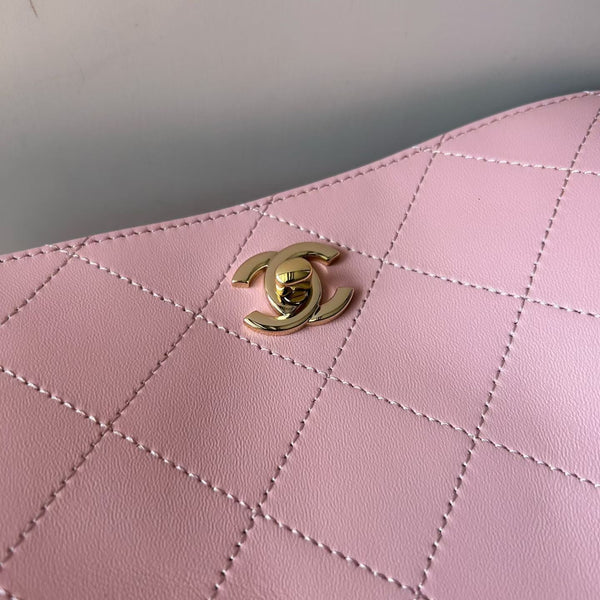 CC 26S Tote Bag 30cm Chain Strap Light Pink Caviar
