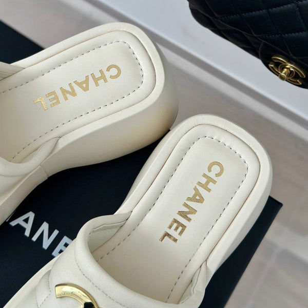 Large Double C Platform Slippers White