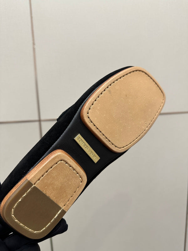 BV Daddy Loafer Black Suede 427636