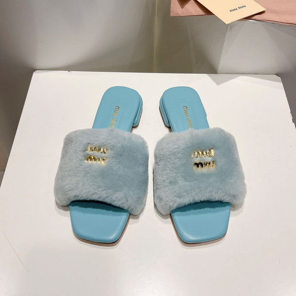 Miu Slides Light Blue Fur Leather 739564