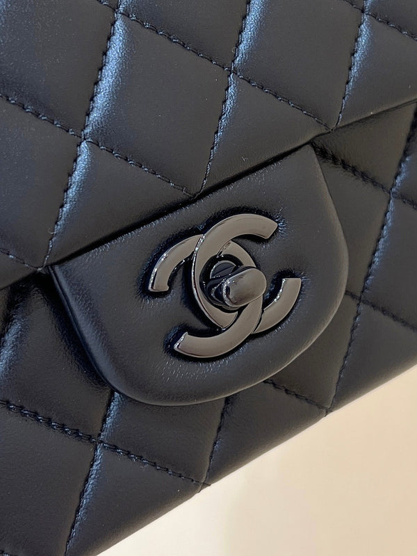 25C Mini Flap Bag Top Handle 20cm Black Lambskin Black Hardware