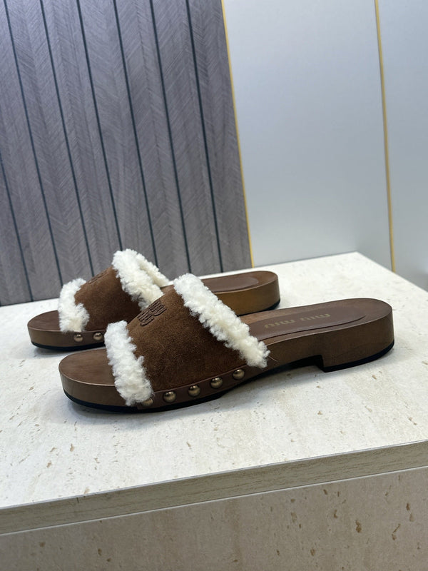 Miu Clog Sandals Brown Suede Fur 118379