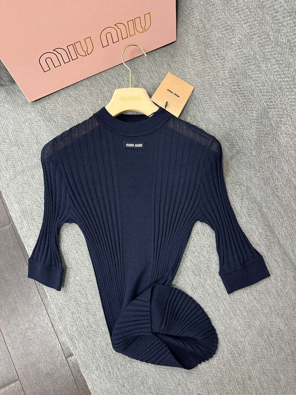 Miu Short-sleeved T-shirt Navy Blue Wool 345306