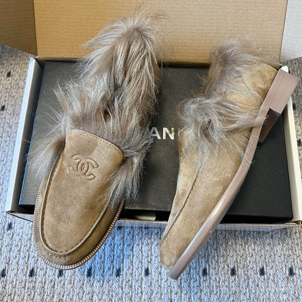 CC 26 Furry Loafer Light Brown Suede Kidskin and Shearling Lambskin 592925