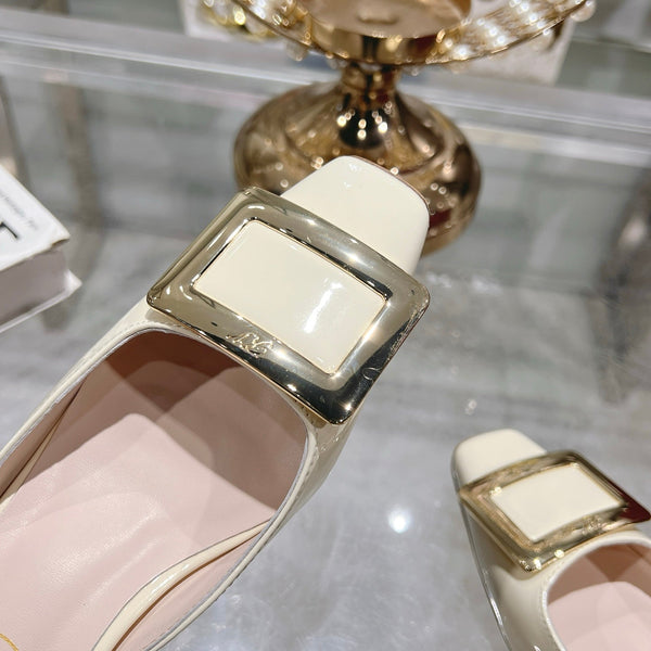 Viv 25 Mules Buckle Beige Patent Leather 235350