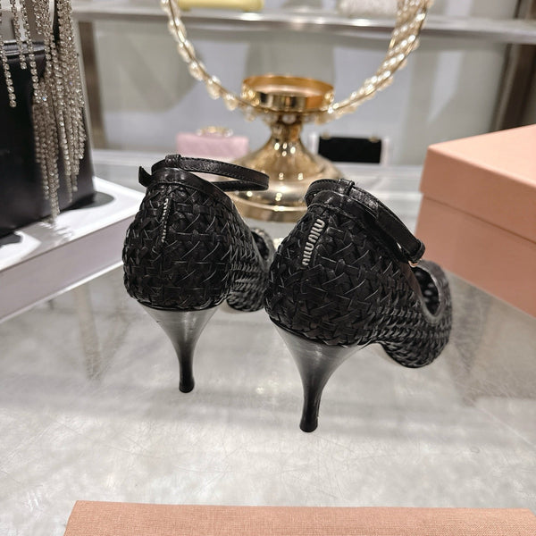 Miu 26s Strappy Pumps 7.5cm Black Sheepskin 679778
