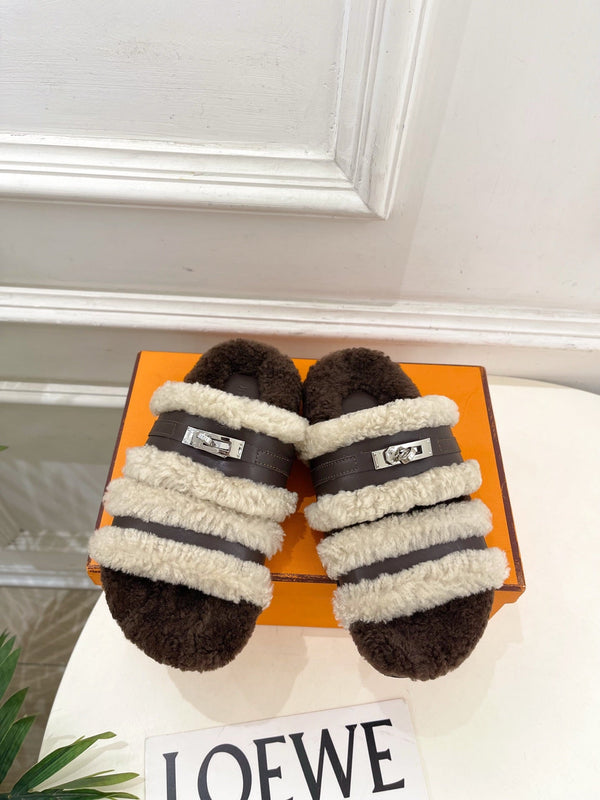 HM Slippers Classic Kelly Sliver Buckle Brown Wool 479616