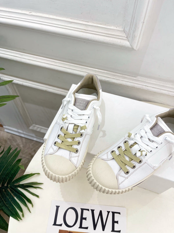 MM 26s New Evolution Sneakers Grey Cream Canvas Calfskin 947484