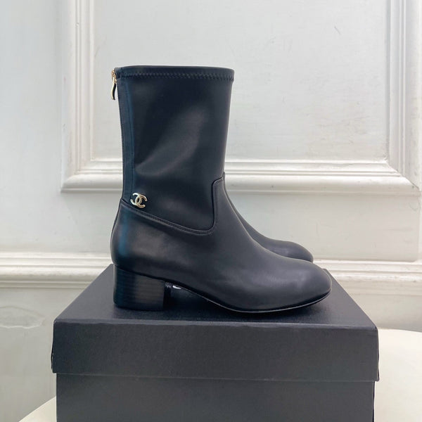 CC 26S Logo Botines 4cm Black Leather 111850