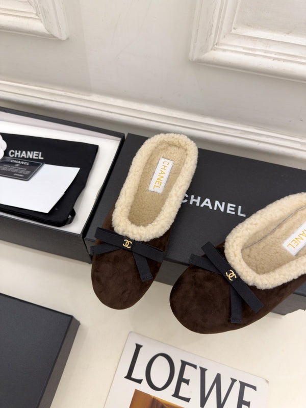 CC 26s Mules Brown Suede Shearling 111935