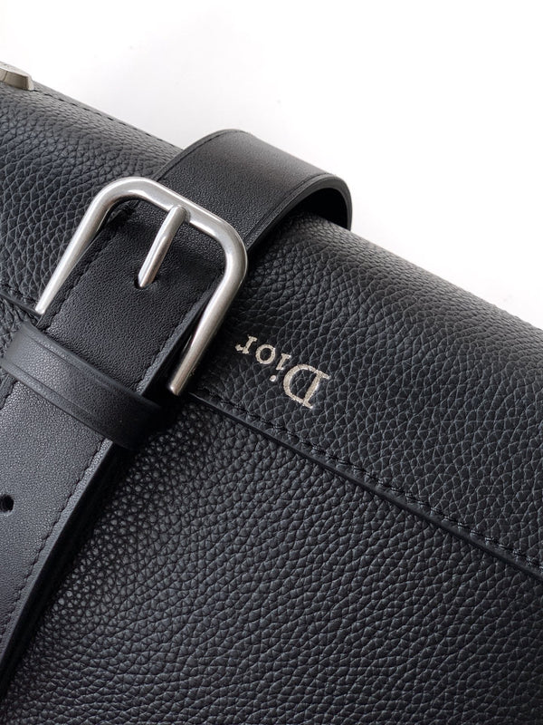 CD 2026 Archie Zipped Bag with Strap 28cm Grained Calfskin 386302