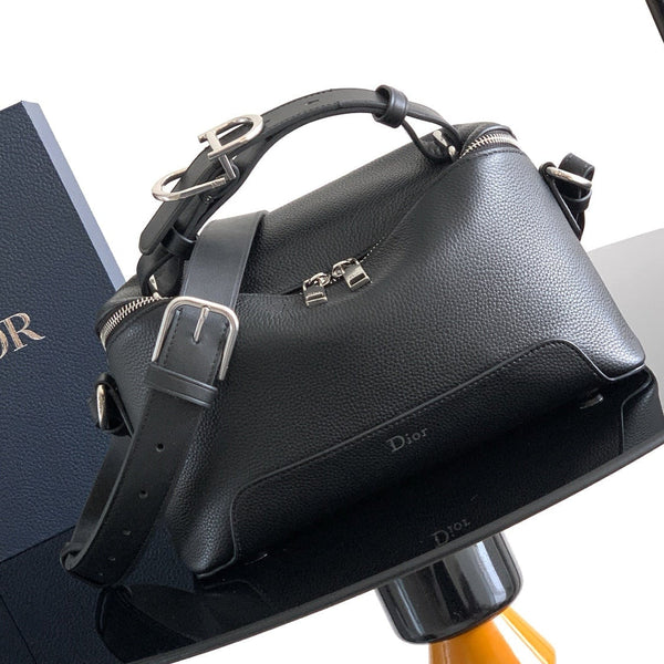 CD 2026 Archie Zipped Bag with Strap 28cm Grained Calfskin 386302