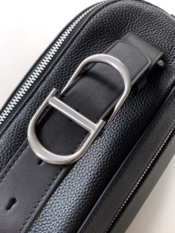 CD 2026 Archie Zipped Bag with Strap 28cm Grained Calfskin 386302