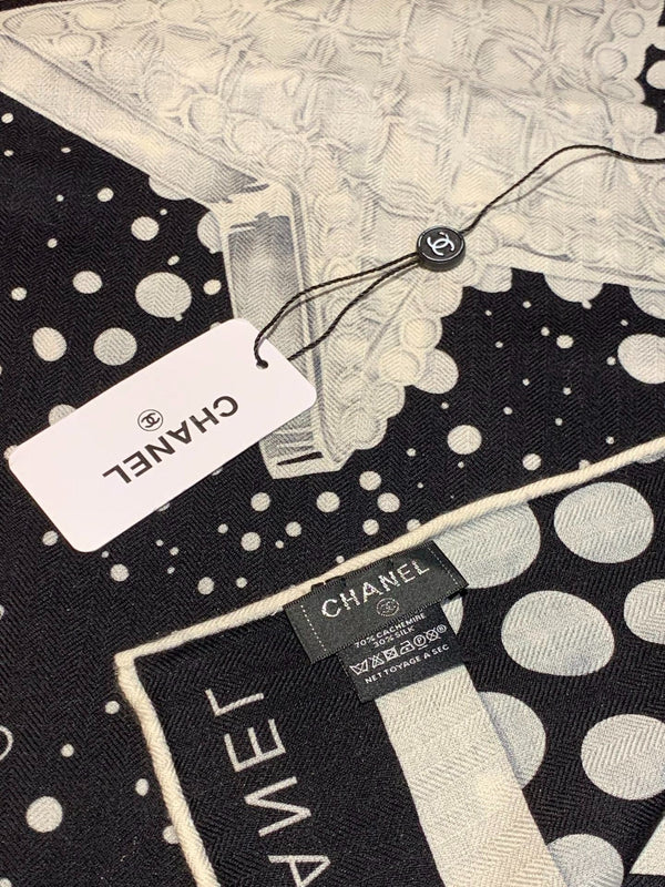 CHANEL 25S SCARF 140 CM IN CASHMERE SILK 941831