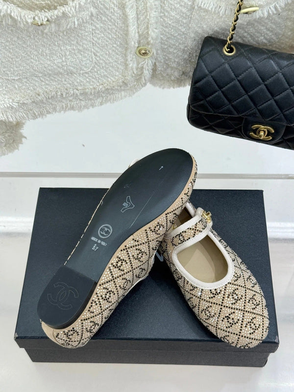 CC Flat Mary Jane 25ss In Beige Embellished With Rhinestones