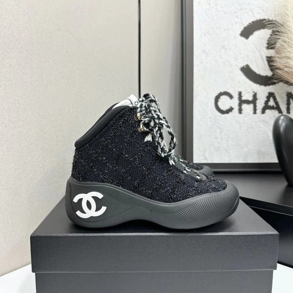 CC 26s Casual Sneakers Black Fabric Sheepskin 626368