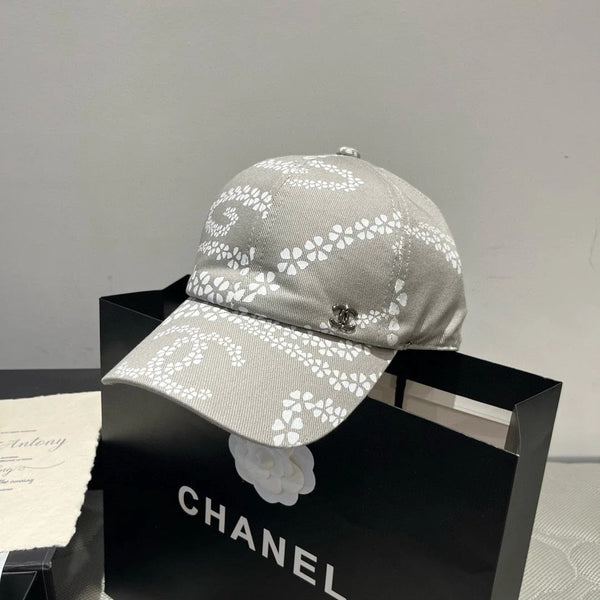 BASEBALL HAT LIGHT TAUPE WHITE PATTERN 674030