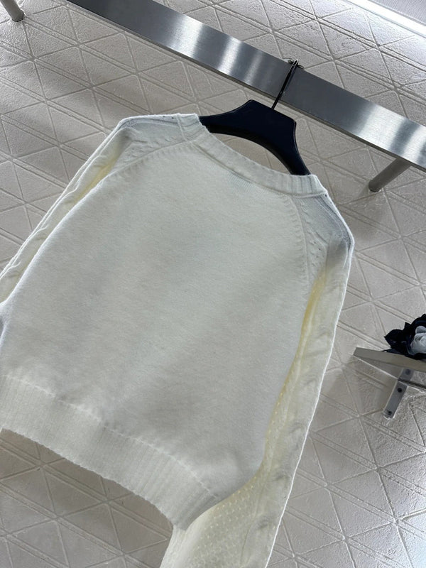 CC 26 Crew Neck Raglan Pullover Sweater White Wool 331351