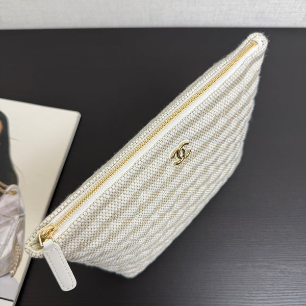 Chanel 26 Woven Clutch 19 White Beige Canvas