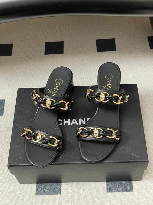 CC 26s Chunky Heels Sandals 55 Black Sheepskin 649471