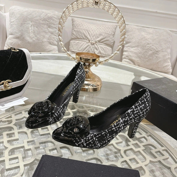 CC 26s High Heels Pump 85 Black White Wool Fabric 627015