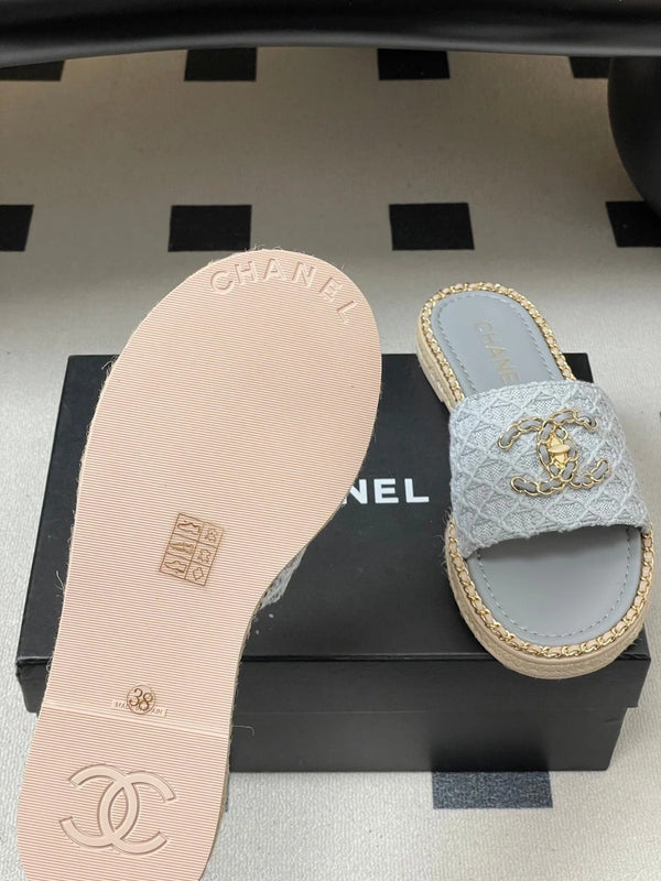 CC 26s Flat Slippers Gray Gold Fabric Sheepskin 649483