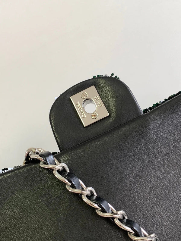 CC 25S FLAP BAG 25 CM IN WHITE MIX BLACK SEQUINS