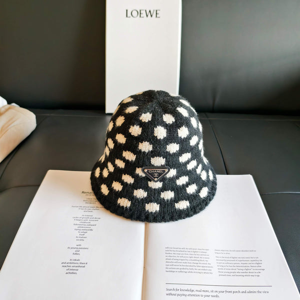 Prad 2026 Polka Dot Knitted Hat 565531