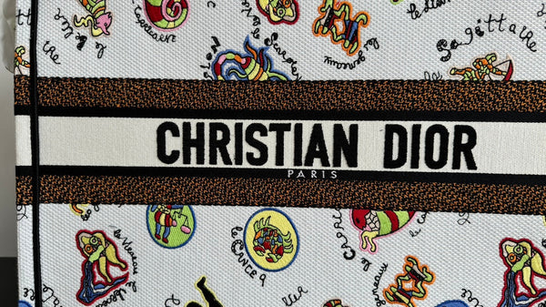 Large CD Book Tote 42cm White Multicolor Dragon Zodiac Embroidery