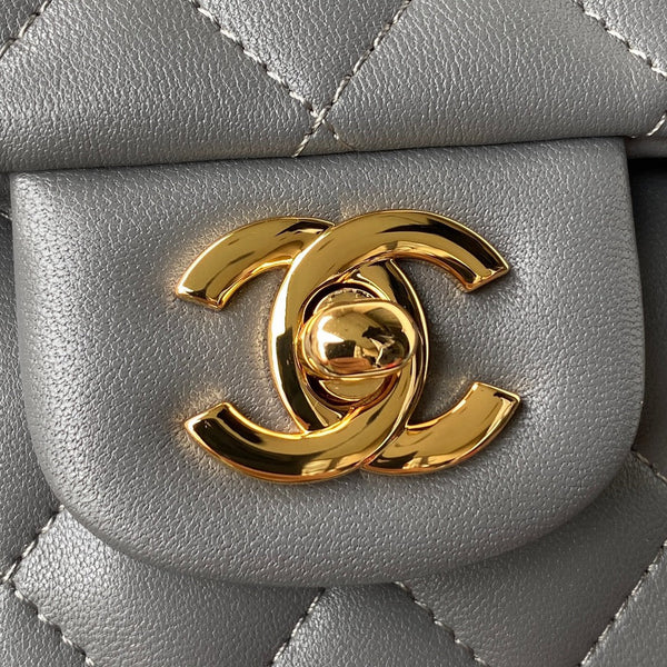 Medium Classic Flap Bag 23cm Grey Lambskin Gold Hardware